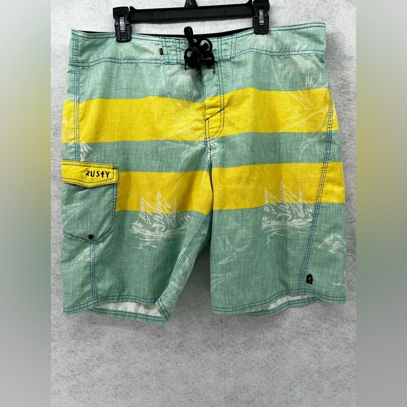 Rusty Men’s Board Shorts Mint Green and‎ Yellow Front Tie Swimwear Size 38 H7 - Picture 1 of 6